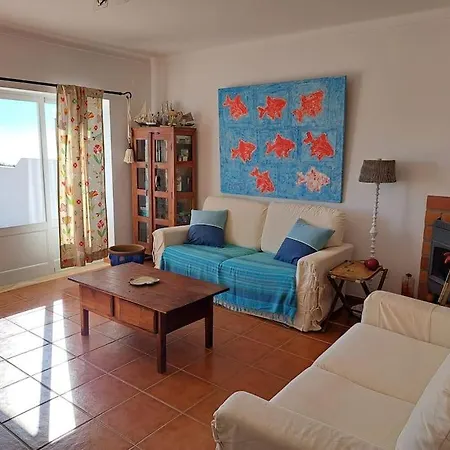 בית נופש Sunset House Porto De Barcas - 3 & Terrace לוריניה